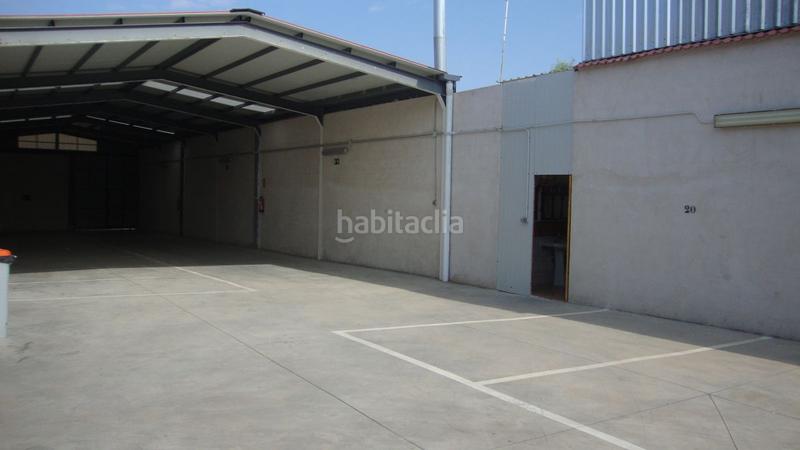 Foto cc6f8b53-aa3a-49f0-a2f2-f875e61ce914. Nau industrial a Valdepeñas