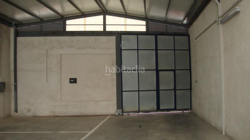 Foto ded5e9a2-3a81-496c-8b53-95d75818d7e0. Nau industrial a Valdepeñas