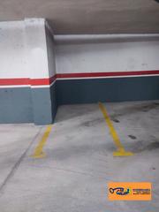 Parking voiture à Valdepeñas. Garaje en venta en centro.