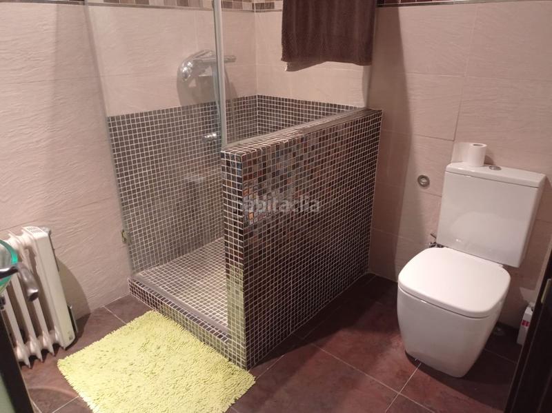 Foto ec510dd3-f70d-4191-a709-2b2c39e129ff. Capannone industriale in Valdepeñas