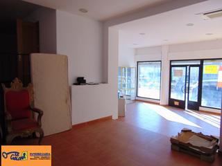 Geschäftsraum in Valdepeñas. Local comercial a la calle en venta en paseo de la estación.