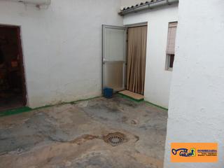 Casa a Valdepeñas. Casa en venta en barrio lucero, 3 dormitorios.
