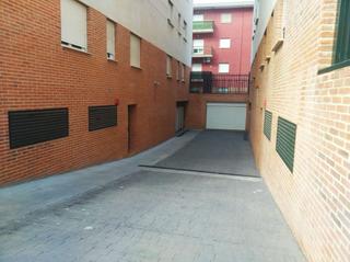 Aparcament cotxe a Valdepeñas. Garaje en venta en valdepeñas.