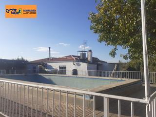 Masia a Valdepeñas. Casa de campo en venta en carretera de cozar, 4 dormitorios.