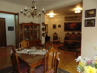 Piso en Valdepeñas. Piso en venta en centro, 4 dormitorios.