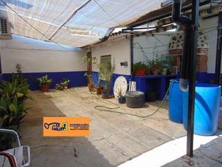 Haus in Valdepeñas. Casa en venta en parque de las infantas, 4 dormitorios.