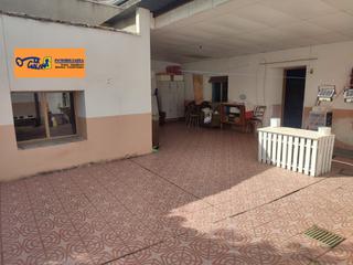 Casa en Valdepeñas. Casa en venta en auditorio, 3 dormitorios.