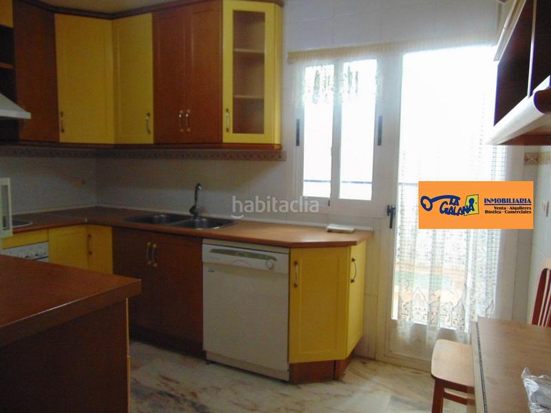 Foto 503b2cc0-16d6-406b-b831-18dbe33402ba. Casa amb calefacció aparcament a Valdepeñas