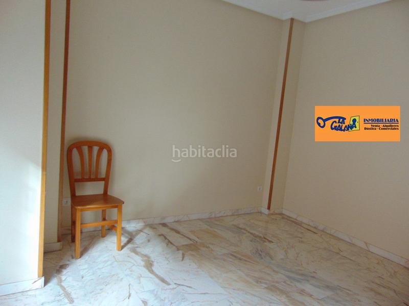 Foto ee9ee923-fe4c-4c5e-8a18-d643d24554d3. Casa amb calefacció aparcament a Valdepeñas
