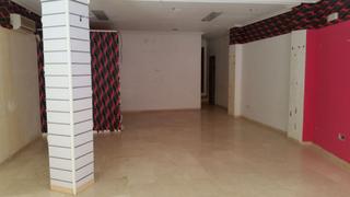 Location Local commercial à Valdepeñas. Local com. en alquiler en centro.