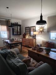Casa en Valdepeñas. Casa en venta en centro, 3 dormitorios.