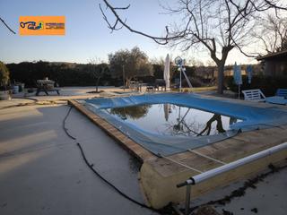 Xalet a Valdepeñas. Chalet en venta en carretera de cozar, 3 dormitorios.