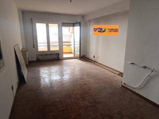 Pis a Valdepeñas. Piso en venta en centro, 3 dormitorios.