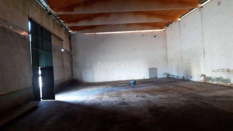 Foto 38db3790-413c-40a5-9d77-36b357365dcf. Nau industrial a Valdepeñas