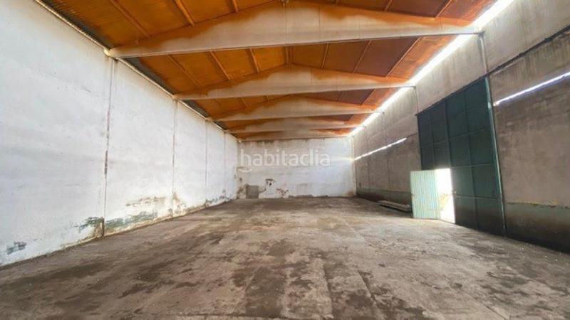 Foto eca11fbb-a2b9-4963-9723-11cde47394b6. Nau industrial a Valdepeñas