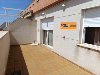 Penthouse in Valdepeñas. Atico en venta en centro, 2 dormitorios.