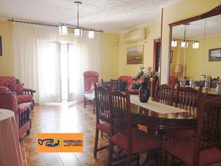 Appartement à Valdepeñas. Piso en venta en centro, 3 dormitorios.