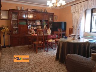 Maison à Centro - Plaza Mayor. Casa en venta en hospital, 3 dormitorios.