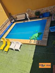 Maison à Valdepeñas. Casa en venta en buena, 4 dormitorios.