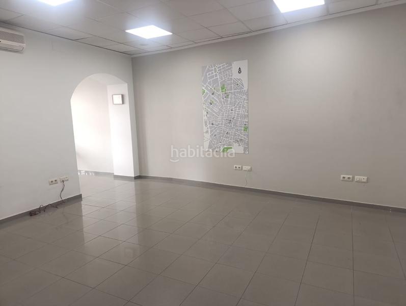 Foto ce2f33d1-22cc-404c-a374-da1bf6bf474a. Lloguer oficina amb calefacció a Valdepeñas