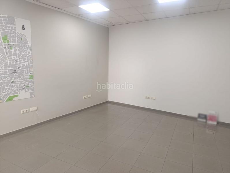 Foto f2b9355d-b3df-4a94-93c8-1b4634890644. Lloguer oficina amb calefacció a Valdepeñas