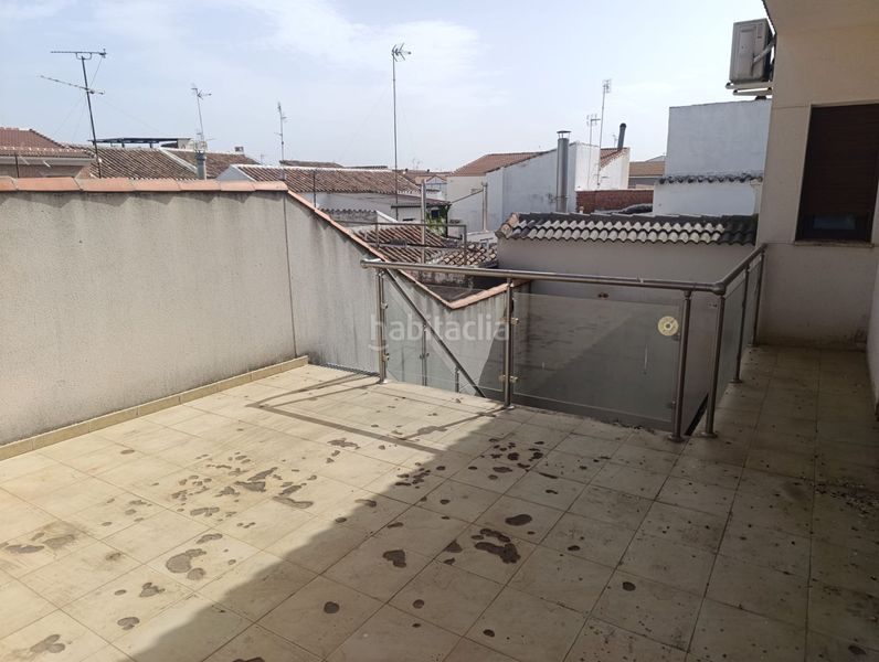 Foto bf38c408-60bc-4688-af16-666c60d6cd25. Casa amb calefacció aparcament a Valdepeñas