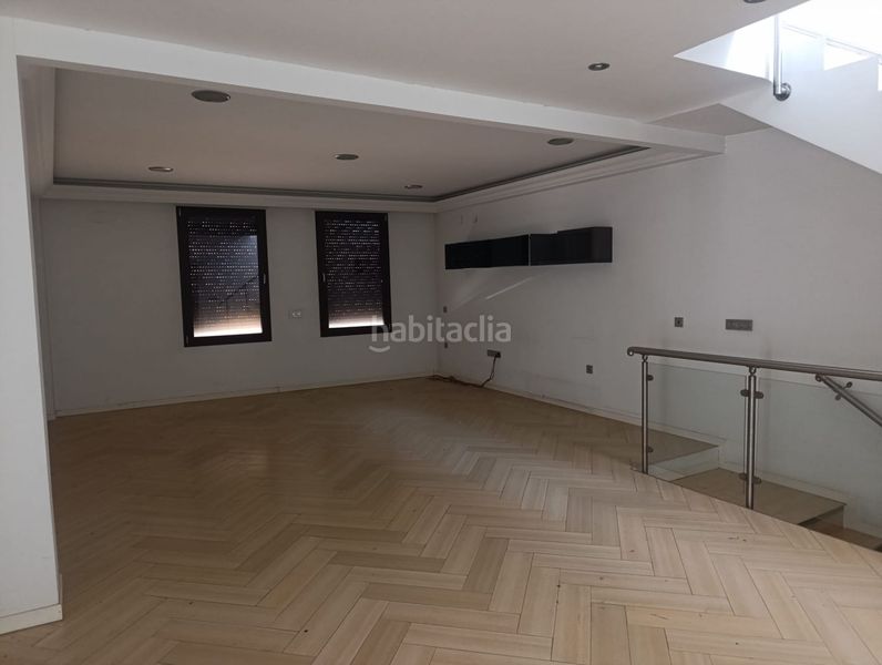 Foto c1fcb067-f831-49c3-866a-1313a448421a. Casa amb calefacció aparcament a Valdepeñas
