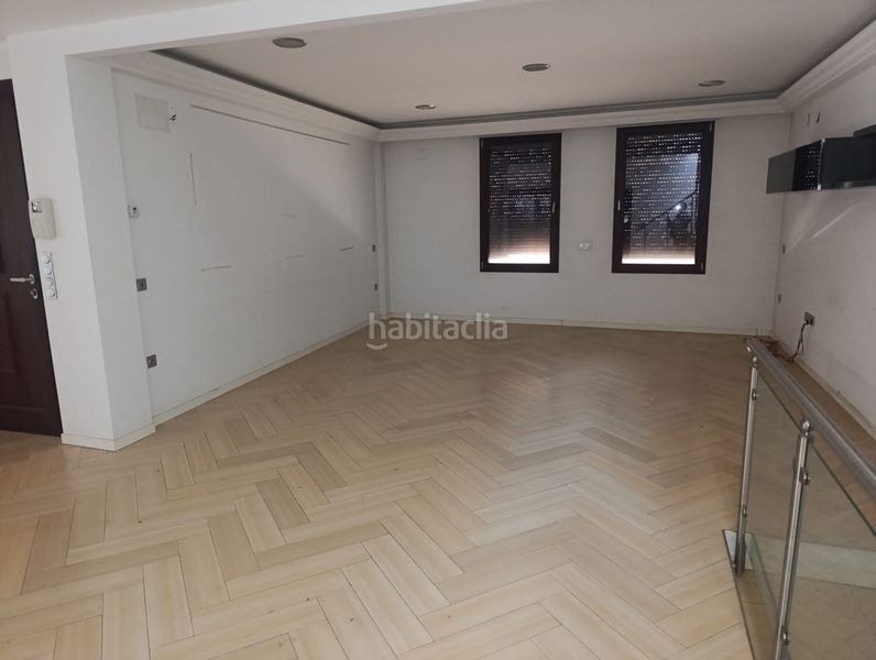 Foto d38e8bca-e137-46b8-b959-f06364dc8173. Casa amb calefacció aparcament a Valdepeñas