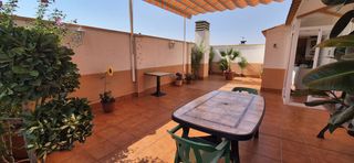 House in Valdepeñas. Casa en venta en nuevo valdepeñas, 4 dormitorios.