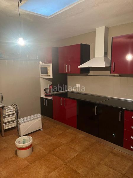 Foto 98d56a75-295e-4b86-ae3a-3fdc2141a4ba. Casa amb calefacció a Almuradiel