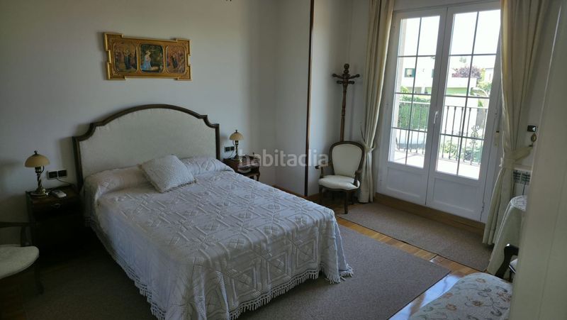 Foto 23c65153-d59a-4949-a791-3f0e975a1142. Casa  en venta en nuevo , 5 dormitorios. en Valdepeñas