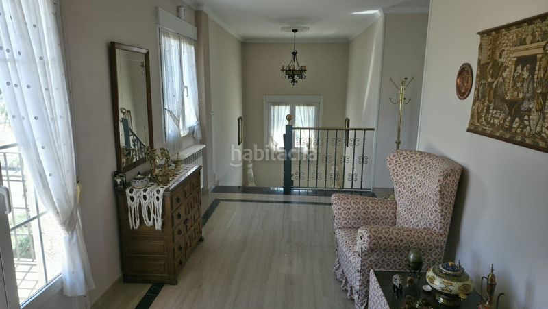 Foto 4f84f3fd-b5b7-410d-9376-cc302101de72. Casa  en venta en nuevo , 5 dormitorios. en Valdepeñas