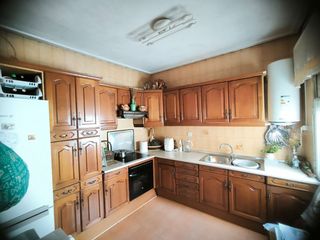 Maison à Valdepeñas. Casa en venta en buena, 3 dormitorios.