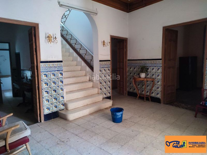 Foto a496658c-aecd-4b10-98d7-f80b735ebe2b. Casa a Valdepeñas
