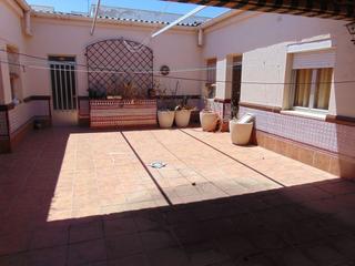 Casa in Valdepeñas. Casa en venta en san marcos, 4 dormitorios.