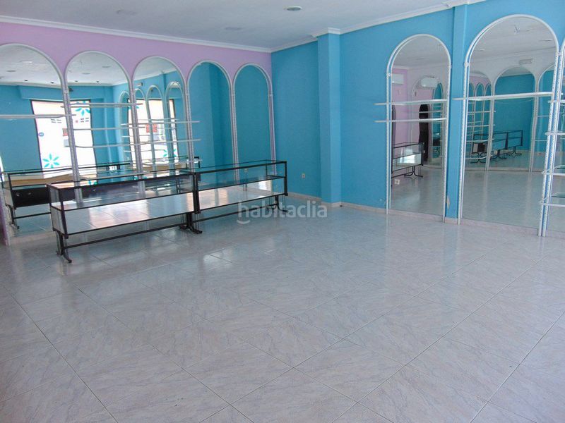 Foto f422f4fc-b83a-4ff8-9fce-8564506f5491. Lloguer local comercial a Valdepeñas