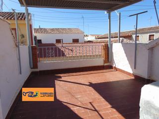 Casa in Valdepeñas. Casa en venta en buena.