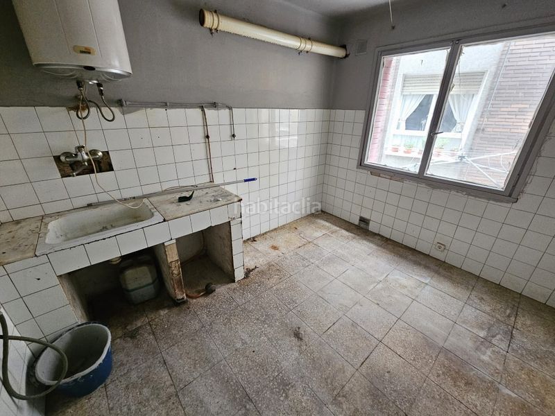 Foto 87e2027d-0c32-44ac-8b50-bed762767470. Piso  3 habitaciones venta en Versalles Avilés