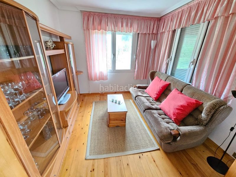 Foto 46acabab-a8e1-4ae7-8aa3-212c32c6a2cc. Casa amb aparcament a Pillarno Castrillón