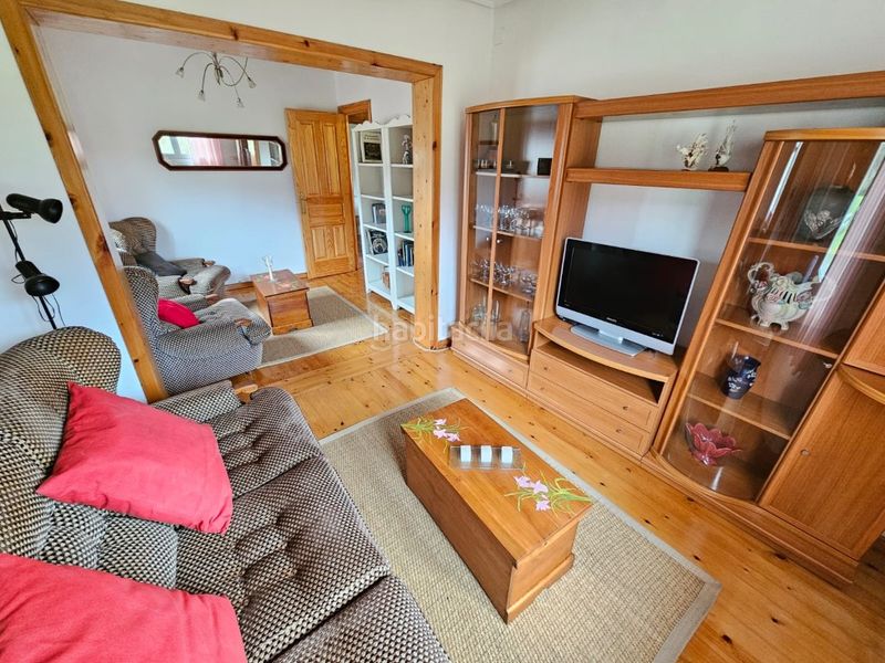 Foto 59cc444d-41f4-4356-bed8-4279168c890b. Casa amb aparcament a Pillarno Castrillón