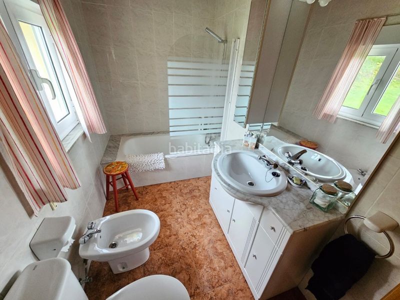 Foto f33bd275-f1b4-447e-a6bf-5a17ccfa6353. Casa amb aparcament a Pillarno Castrillón