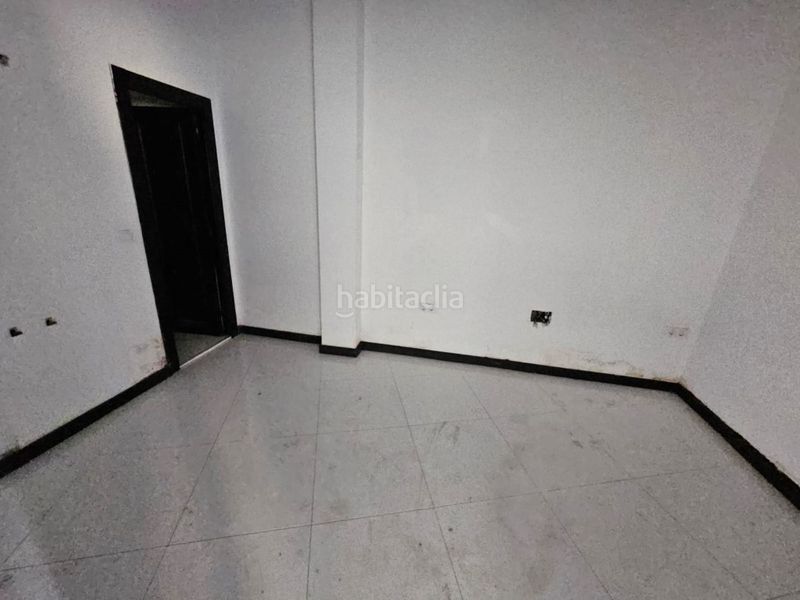 Foto 7f5bed25-ea80-41f0-af93-ee7bd37a635e. Alquiler local comercial bajo comercial venta en Centro Avilés