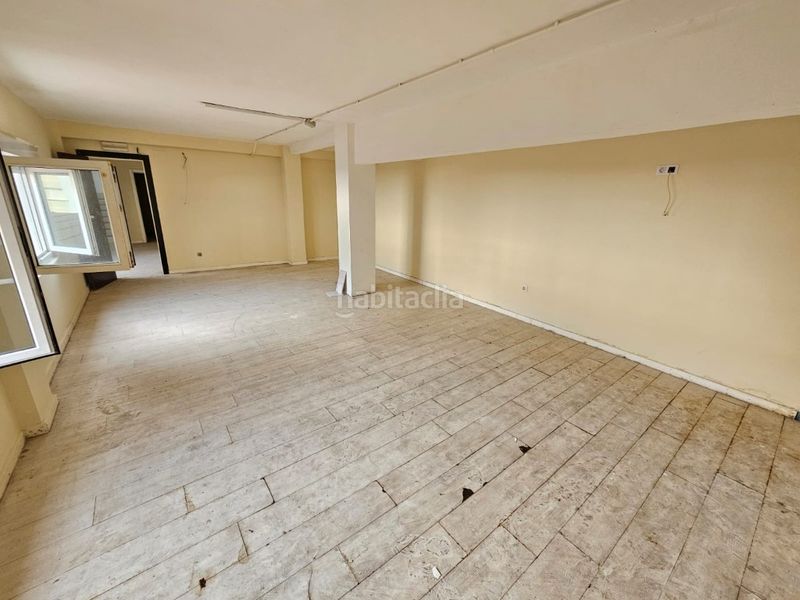Foto 9eca74e5-d037-4373-a183-fd9c07d433cc. Alquiler local comercial bajo comercial venta en Centro Avilés