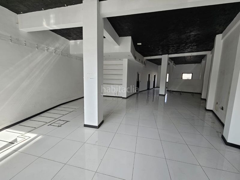 Foto bb3de6c7-c66b-466d-963e-aed4b26d9c93. Alquiler local comercial bajo comercial venta en Centro Avilés