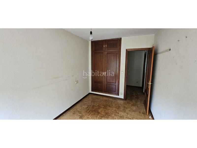 Foto aeb1a068-fc22-4243-8f6d-ea12e36f1811. Piso  3 habitaciones venta en Morcín