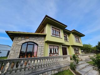 Casa  Tabiella. Casa con parcela 4 habitaciones venta avil�s