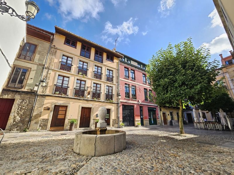 Foto 145540fd-944d-4355-b2ee-71e7b41dfd02. Edificio in Centro Avilés
