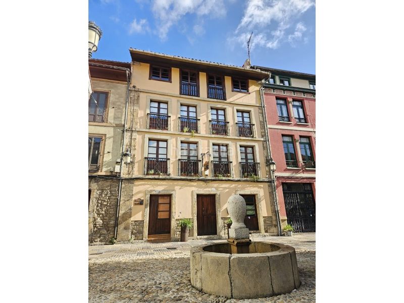 Foto bbc378b0-b392-4081-992d-a9345ffa4f75. Edificio in Centro Avilés