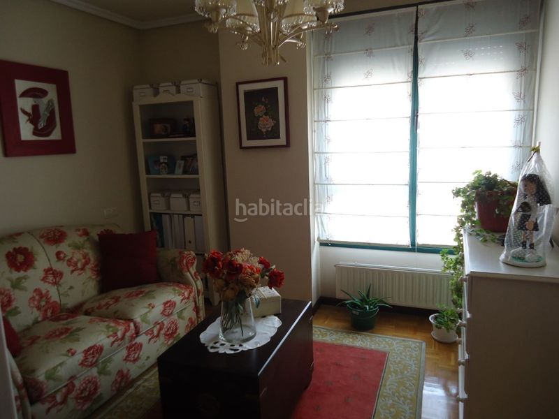 Foto fb5a5481-2566-4bab-9a7a-4a81a2adbba3. Dúplex amb aparcament a Corvera de Asturias