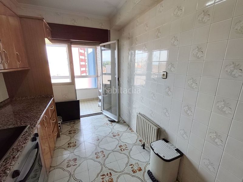 Foto b5f93c46-8a82-47d3-976b-cd2447495f7f. Piso  3 habitaciones venta en La Magdalena Avilés